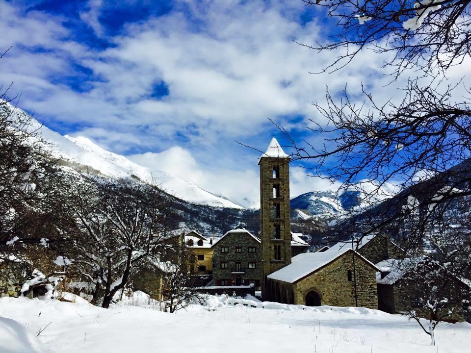 Sisquet Apartaments Erill la Vall Exterior photo